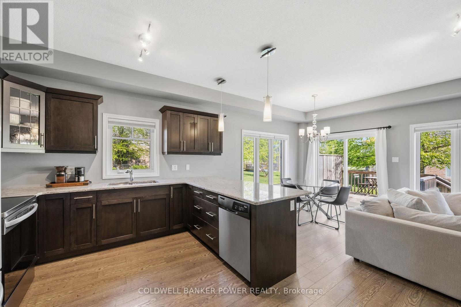 #5 1924 CEDARHOLLOW BOULEVARD - 7