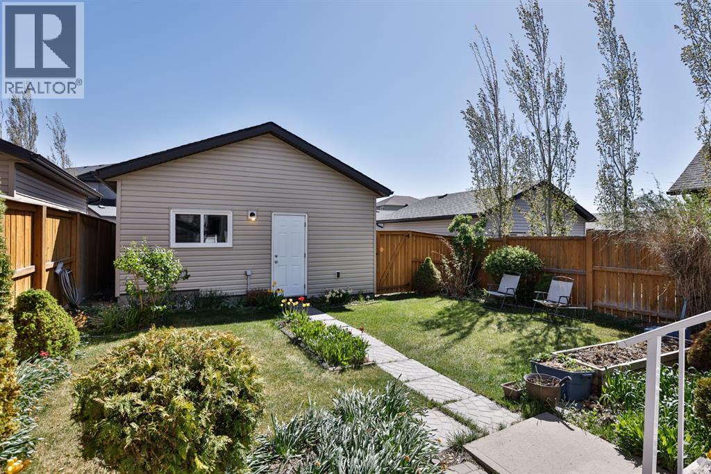 557 Mary Cameron Crescent N - 17