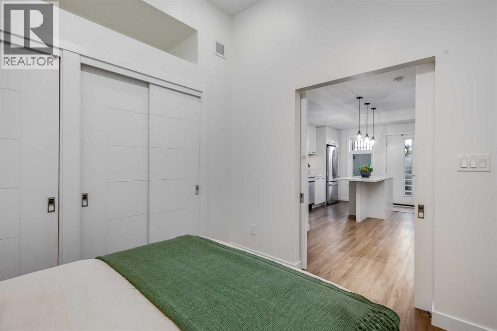 #11 1709 35 Avenue SW - 16
