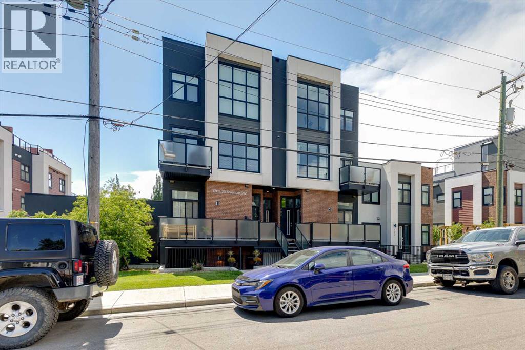 #11 1709 35 Avenue SW - 1