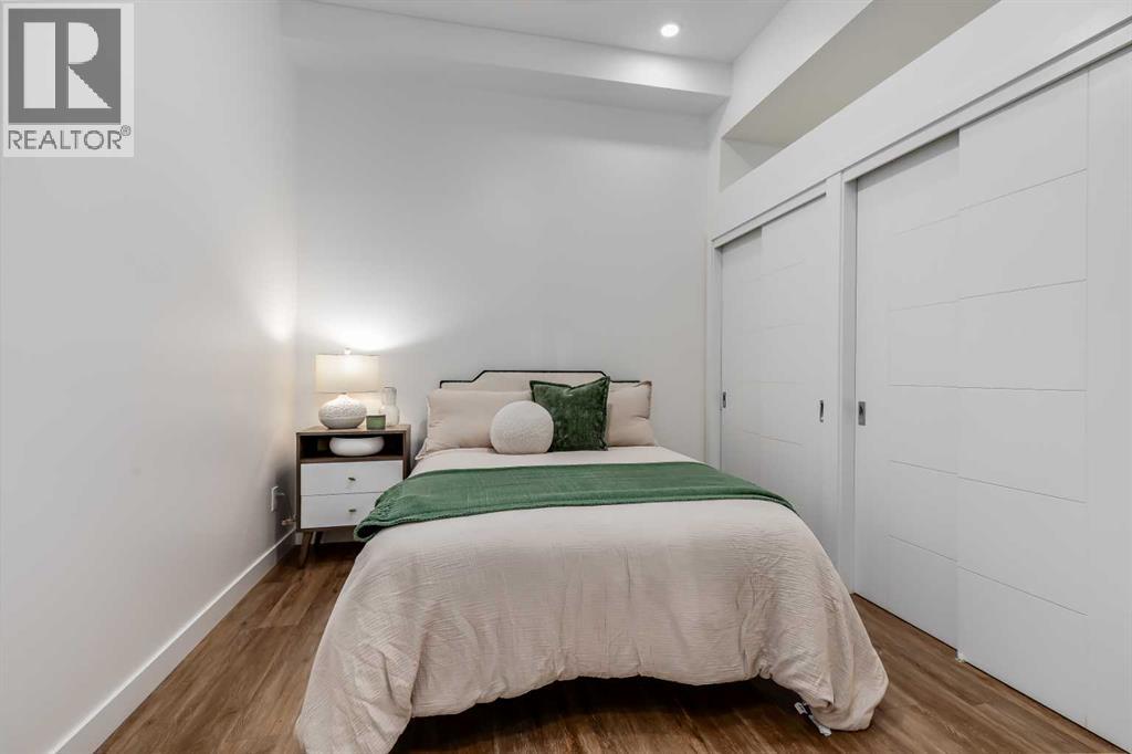 #11 1709 35 Avenue SW - 15
