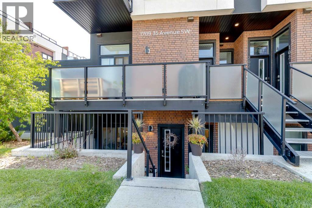 #11 1709 35 Avenue SW - 3