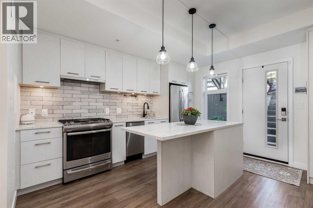 #11 1709 35 Avenue SW - 10