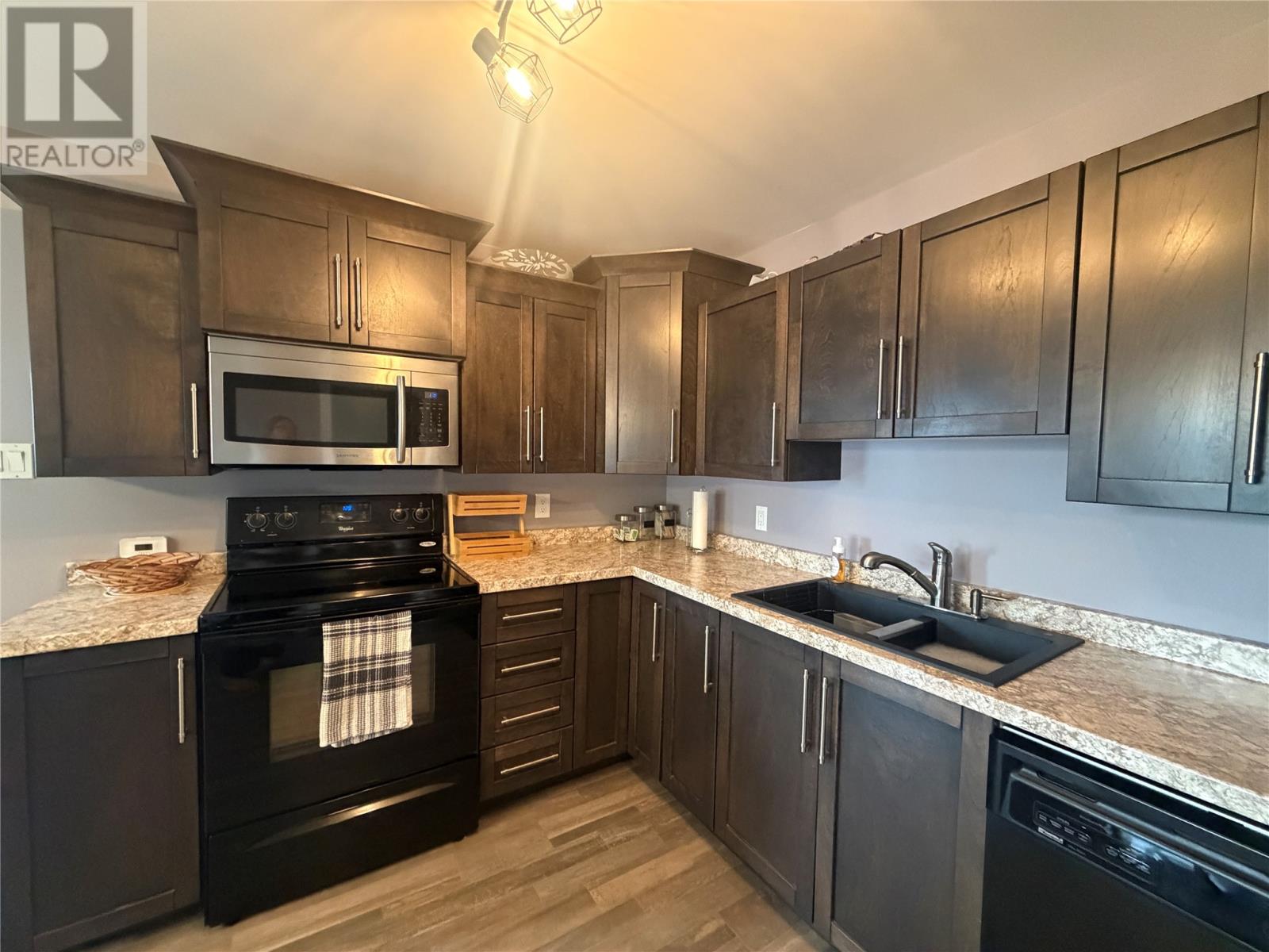4 Duceys Lane - Image 7