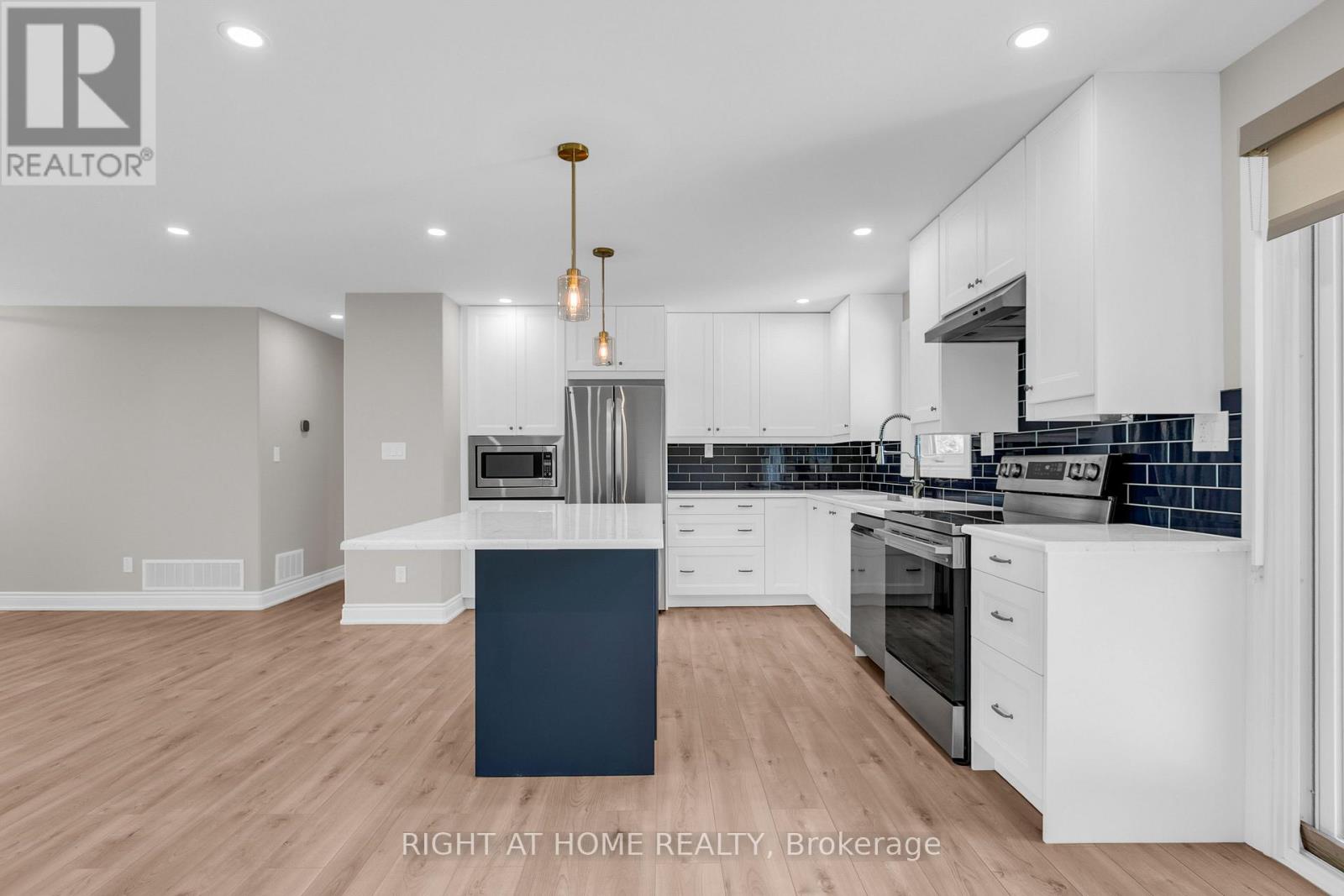 3 Bed, 1 Bath House for Rent in Ottawa – A – 29 HORNER DRIVE, Ottawa – MLS# X13583704 - Image 8