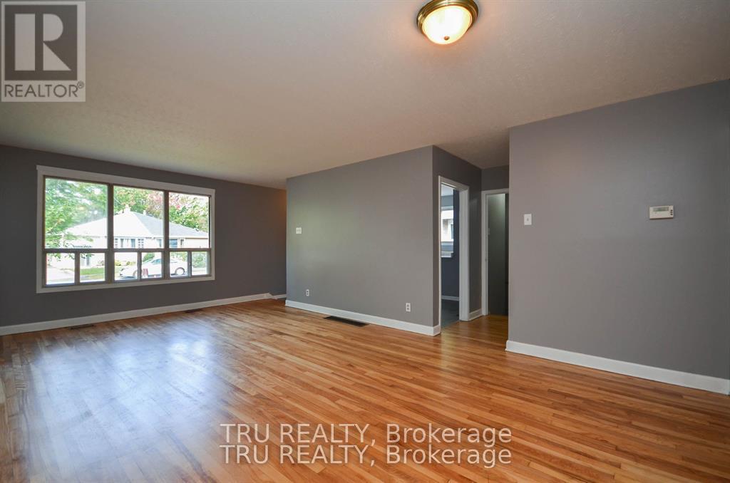 10 Bed, 4 Bath Multi-Family for Sale in Ottawa – 2428-2430 IRIS STREET, Ottawa – MLS# X13583750 - Image 15