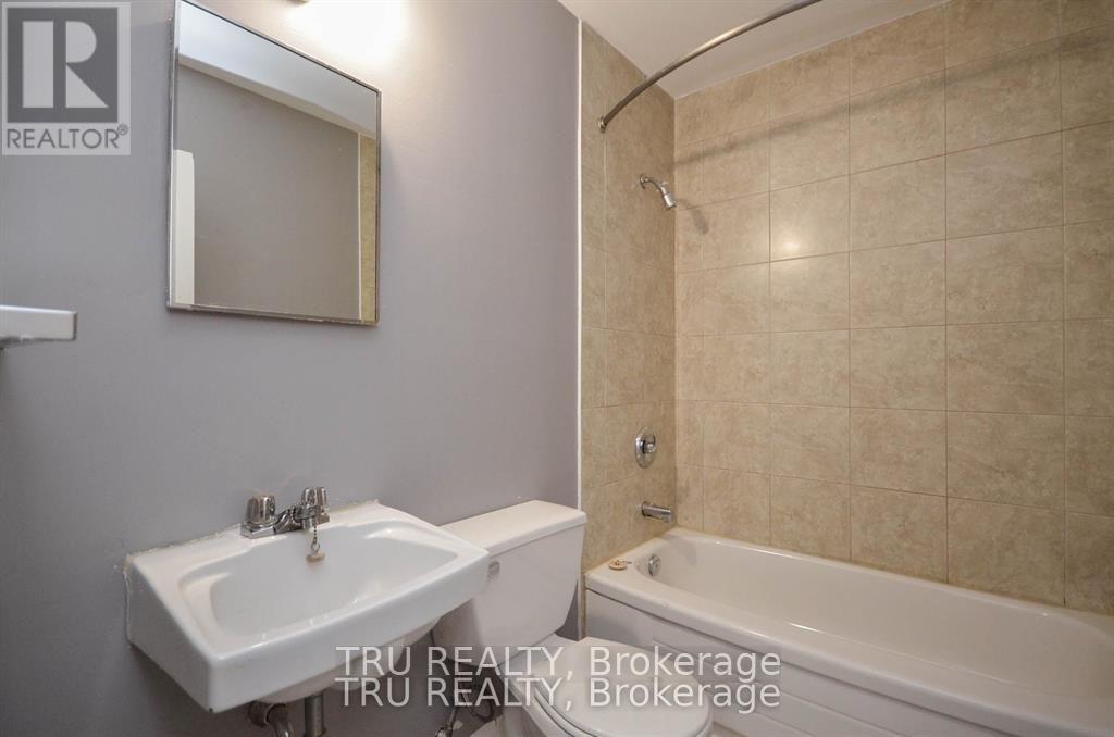 10 Bed, 4 Bath Multi-Family for Sale in Ottawa – 2428-2430 IRIS STREET, Ottawa – MLS# X13583750 - Image 21