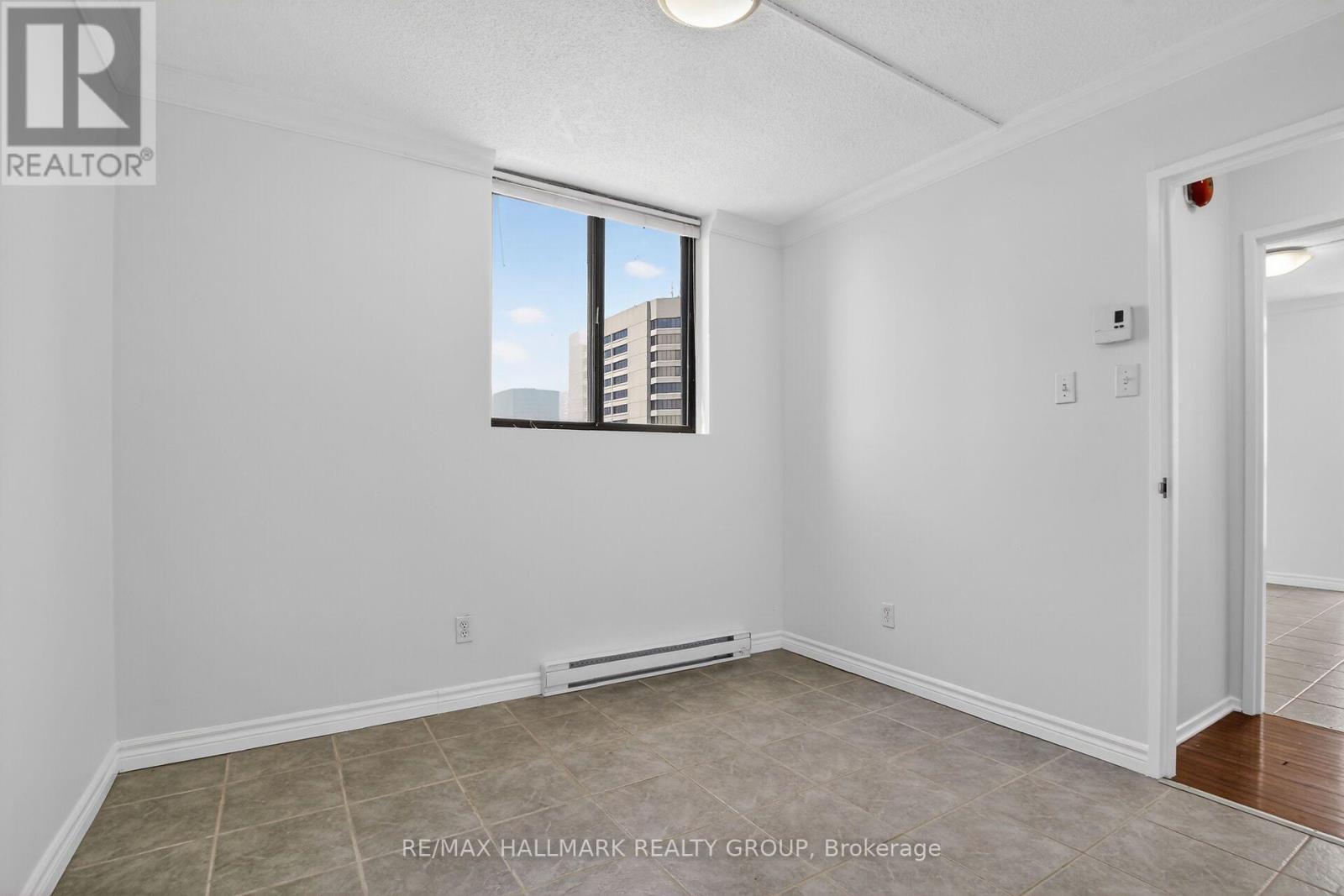 #602 191 PARKDALE AVENUE - 18