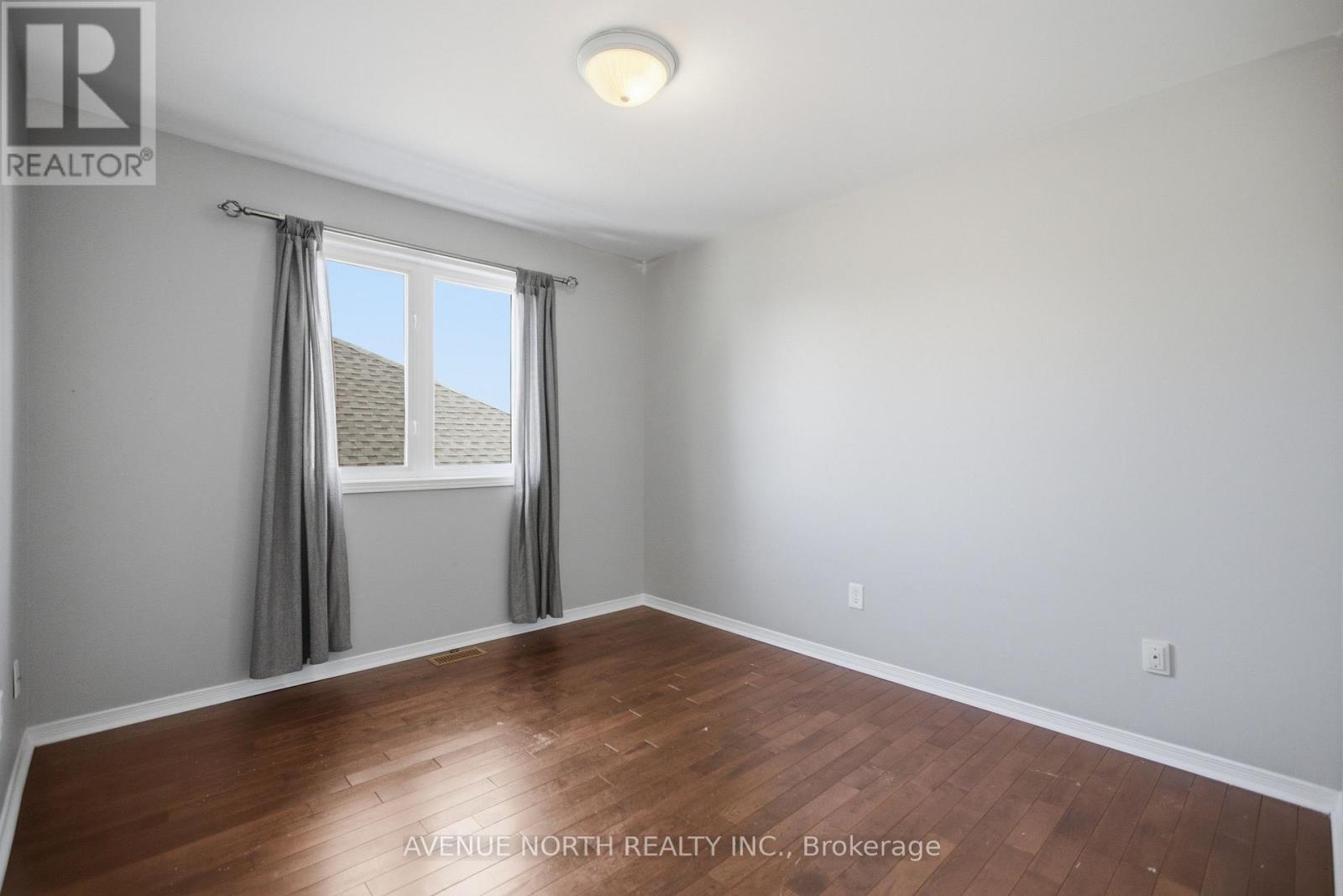 556 MAZARI CRESCENT - 29