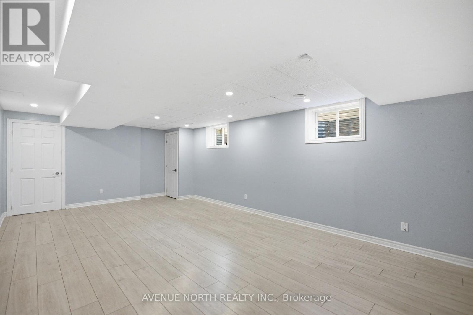 556 MAZARI CRESCENT - 33