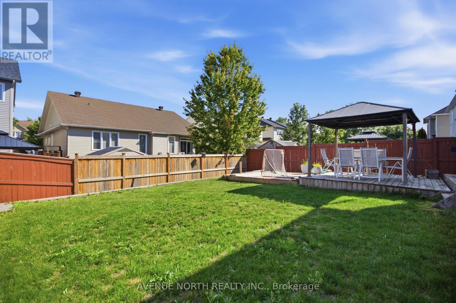 556 MAZARI CRESCENT - 36