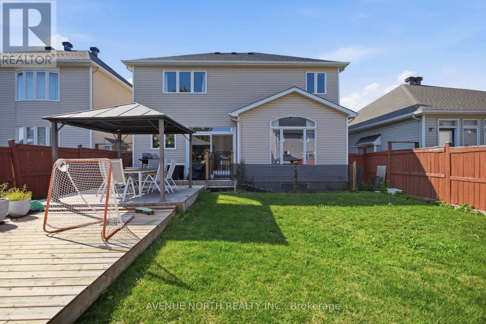 556 MAZARI CRESCENT - 37
