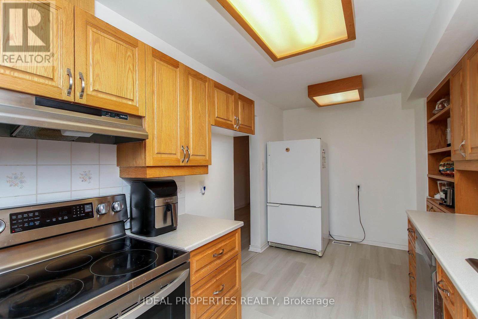 #26 2415 SOUTHVALE CRESCENT - 14