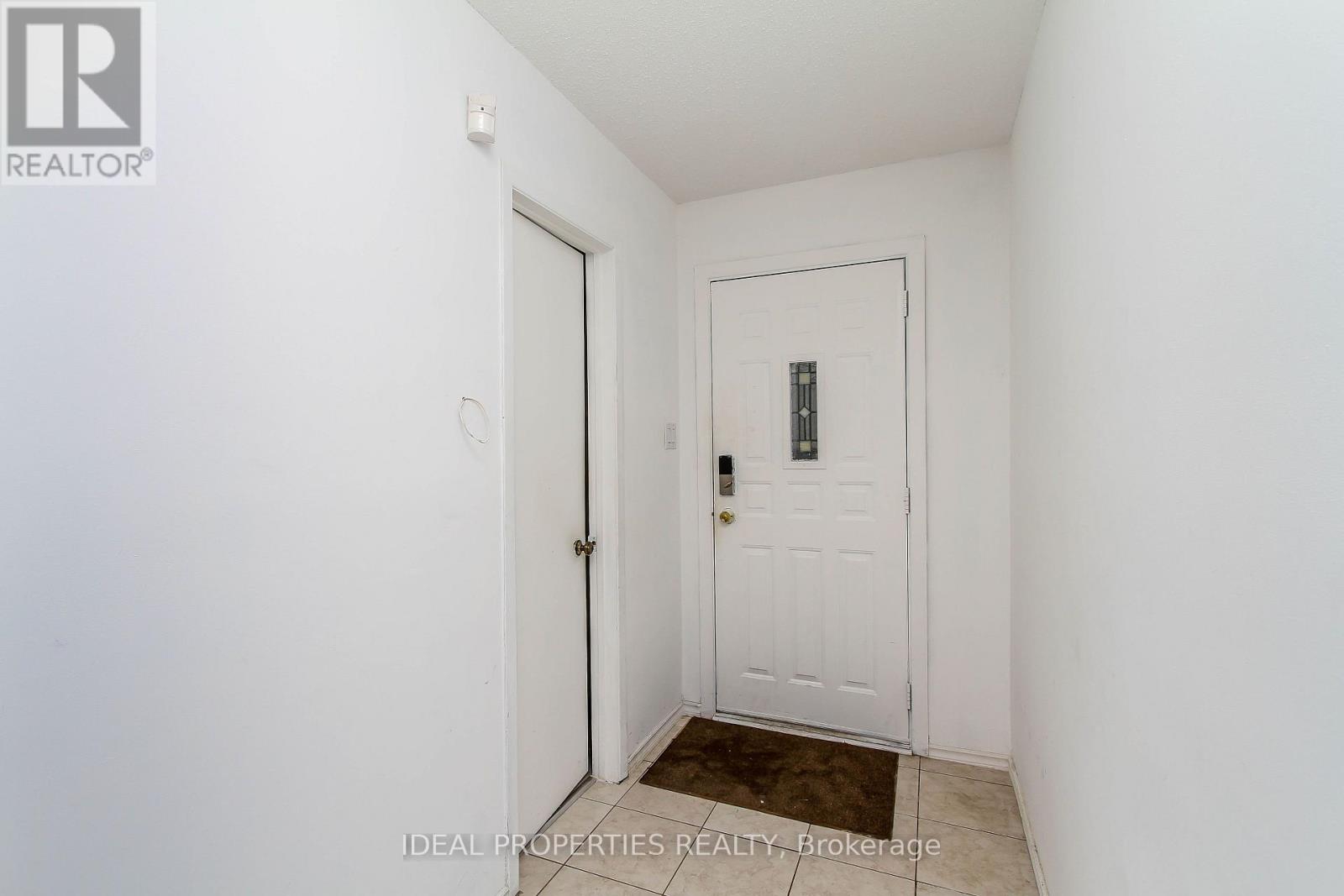 #26 2415 SOUTHVALE CRESCENT - 3