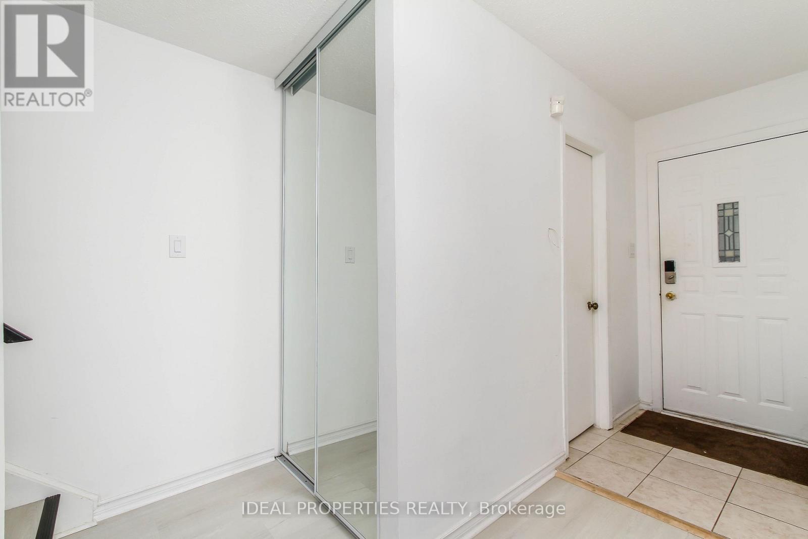 #26 2415 SOUTHVALE CRESCENT - 4