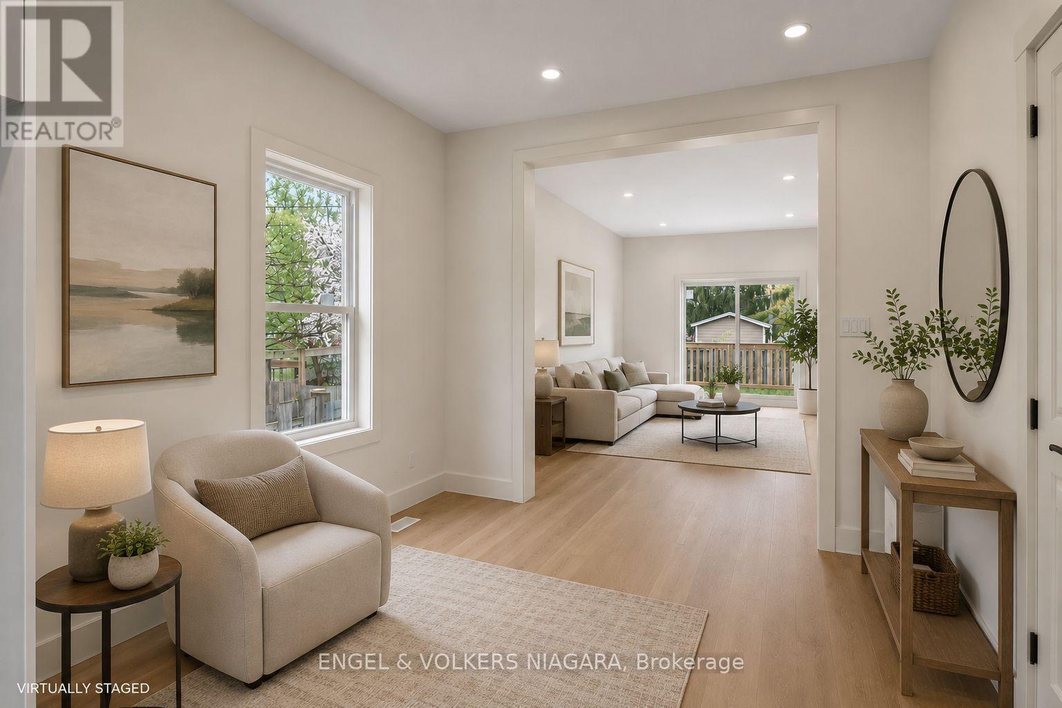 154 ROOSEVELT AVENUE - 7
