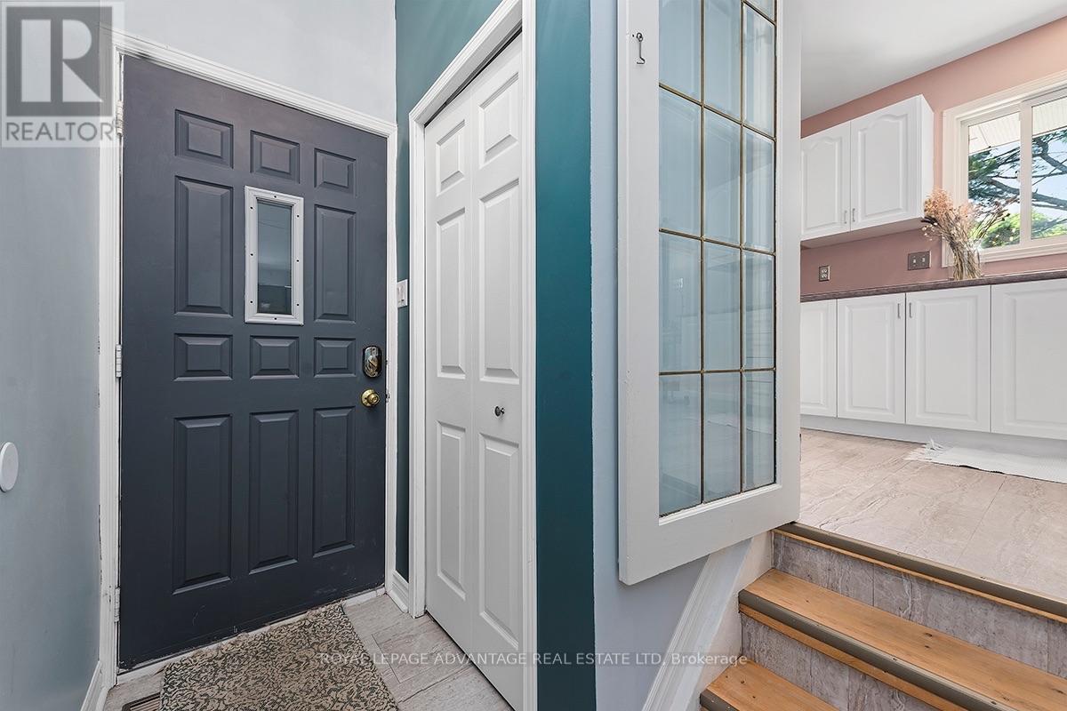 121 STAMFORD DRIVE - 32