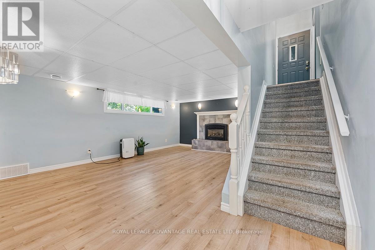 121 STAMFORD DRIVE - 33
