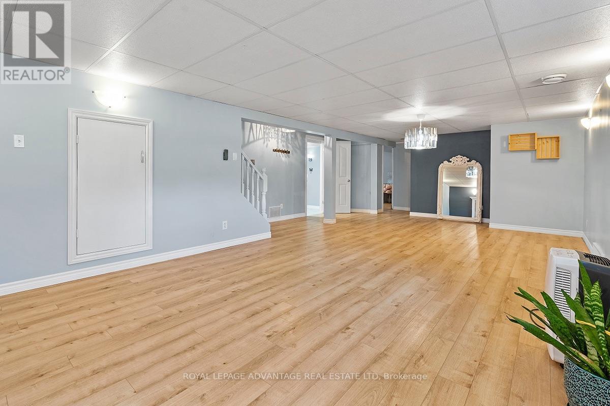 121 STAMFORD DRIVE - 36