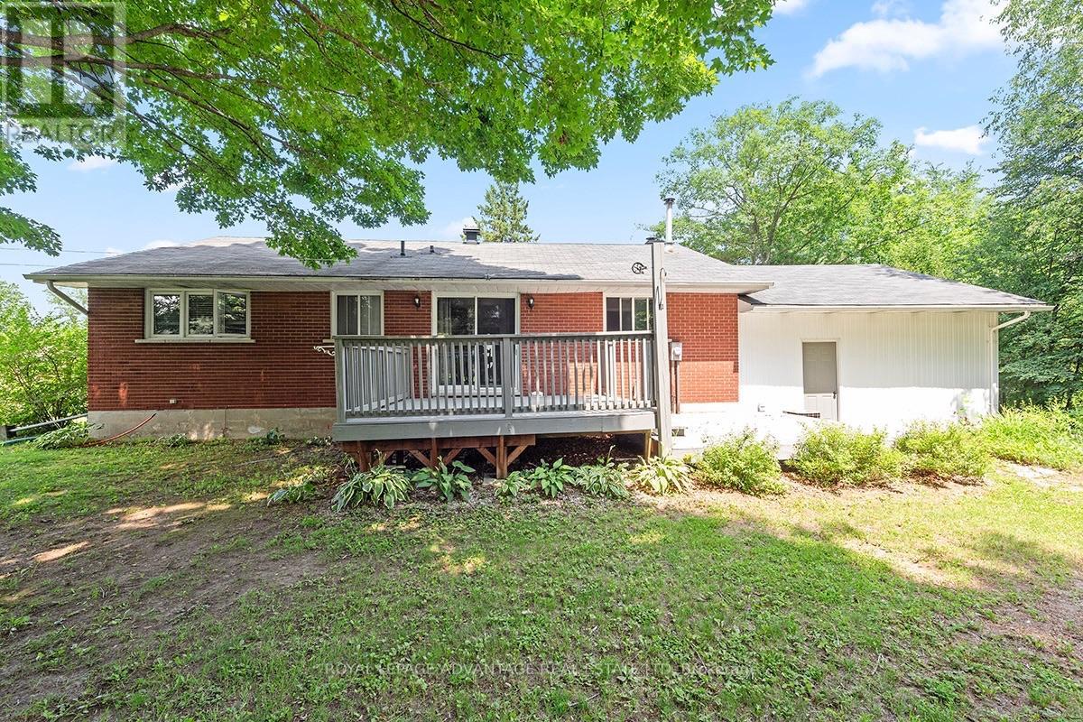 121 STAMFORD DRIVE - 5