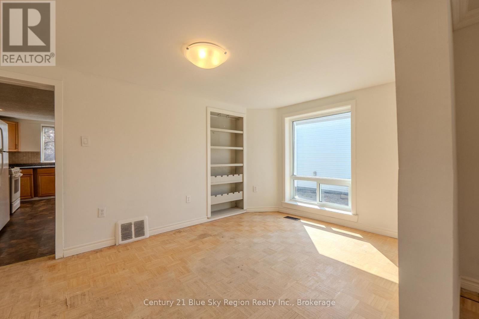 18 POLLARD AVENUE - 12