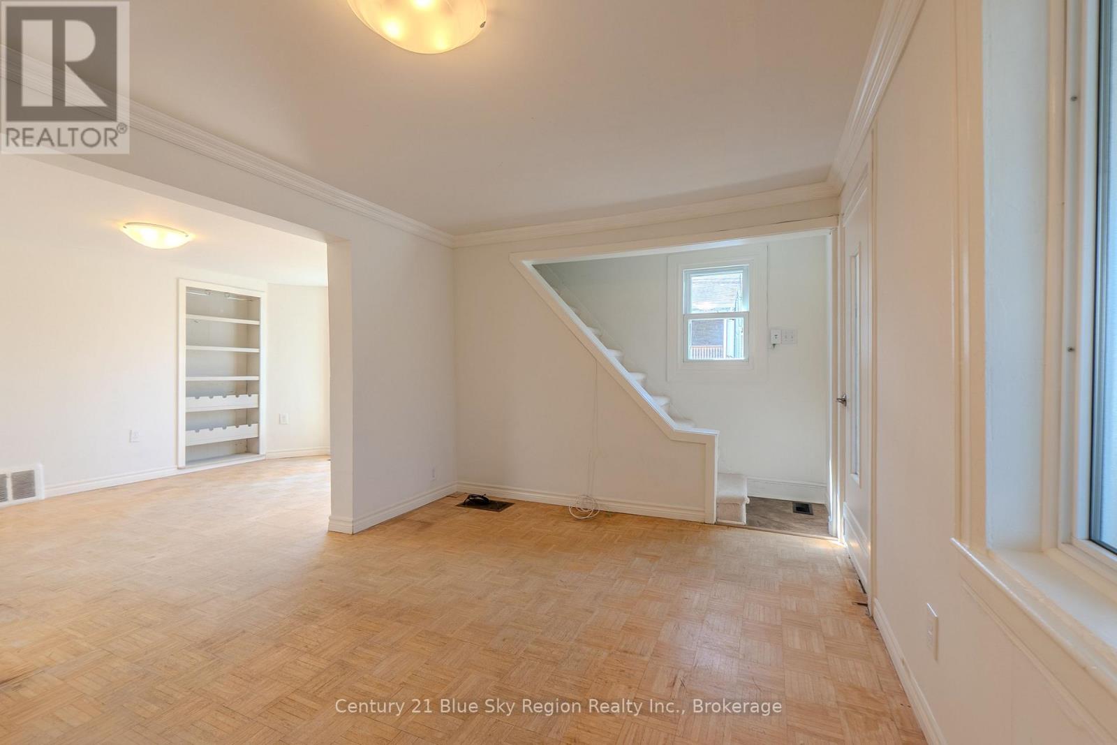 18 POLLARD AVENUE - 13