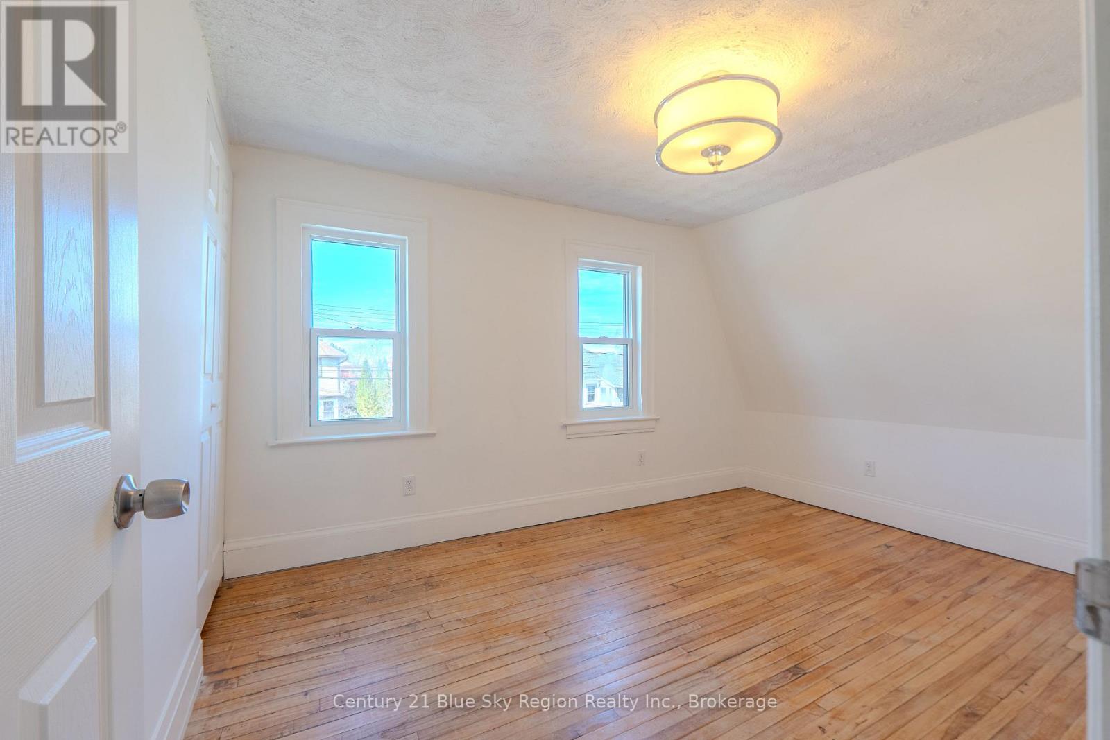18 POLLARD AVENUE - 15