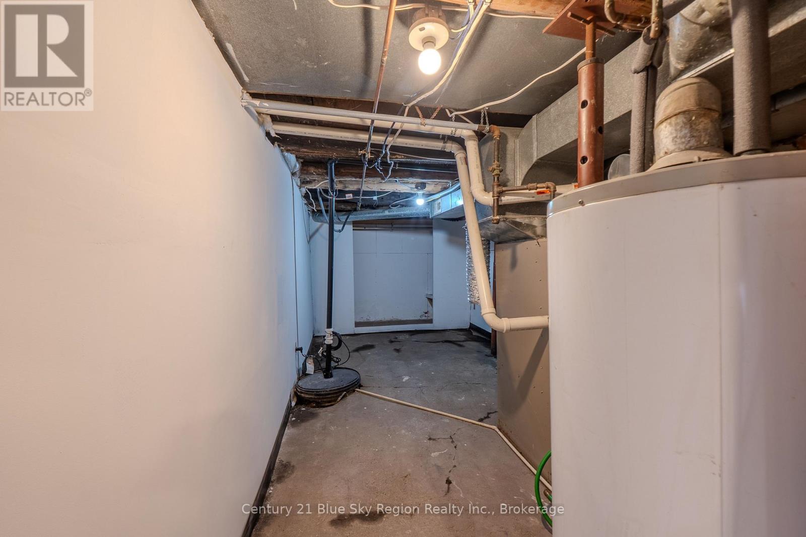 18 POLLARD AVENUE - 31