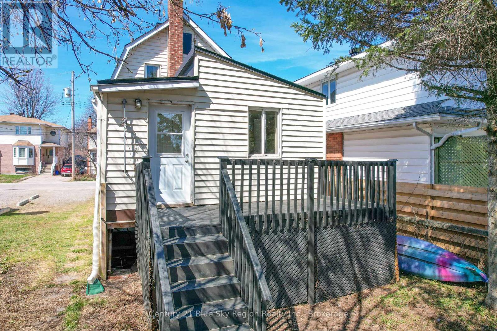18 POLLARD AVENUE - 33