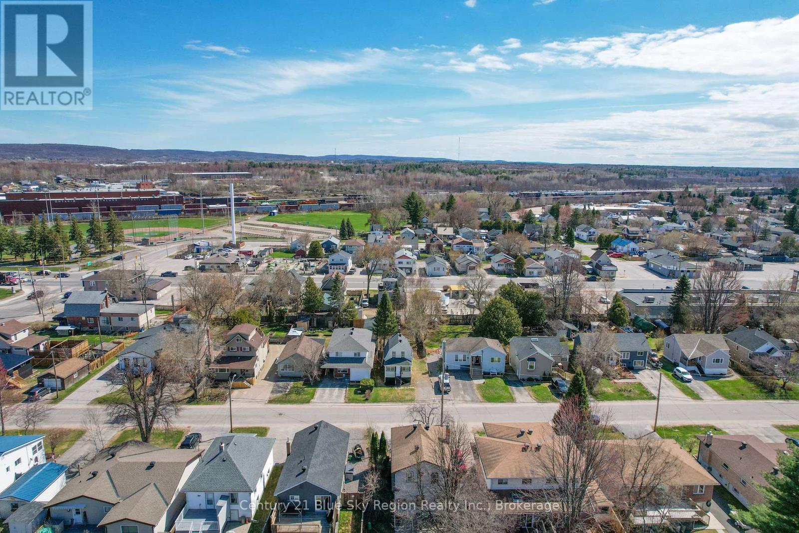 18 POLLARD AVENUE - 35