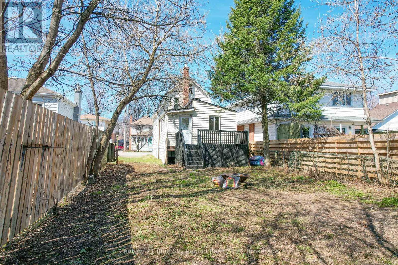 18 POLLARD AVENUE - 39