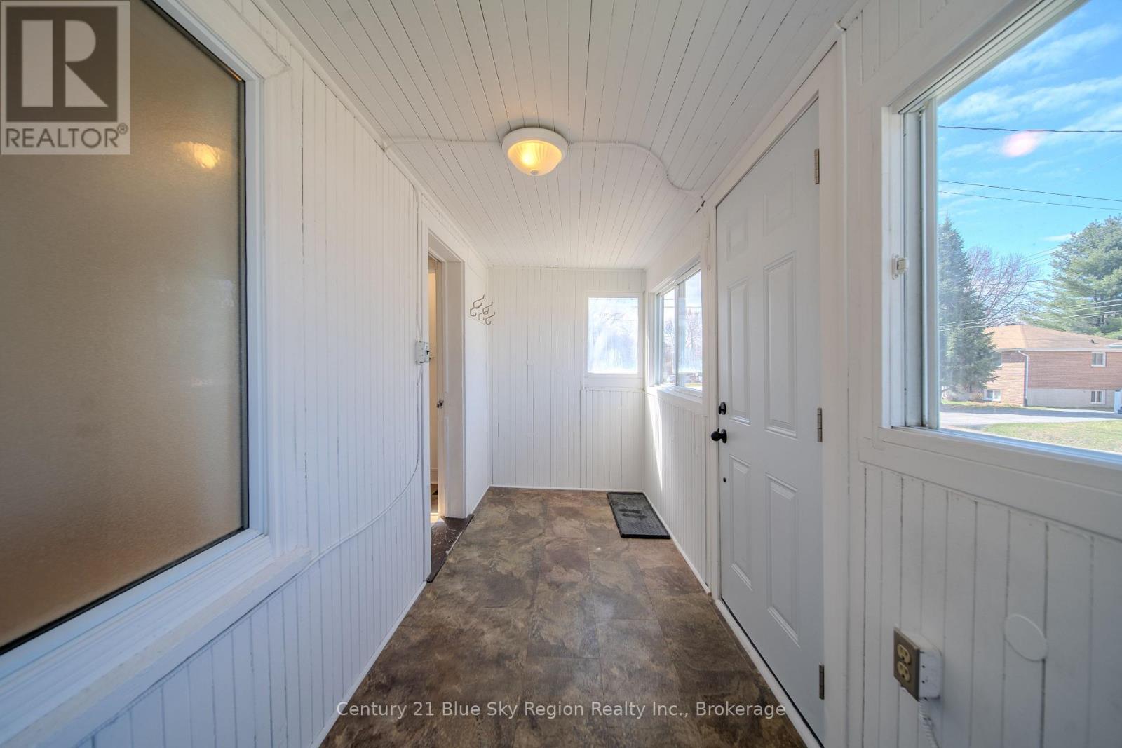 18 POLLARD AVENUE - 9