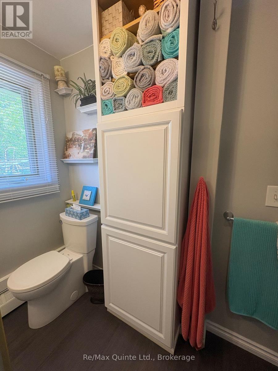 14 BAY AVENUE - 21