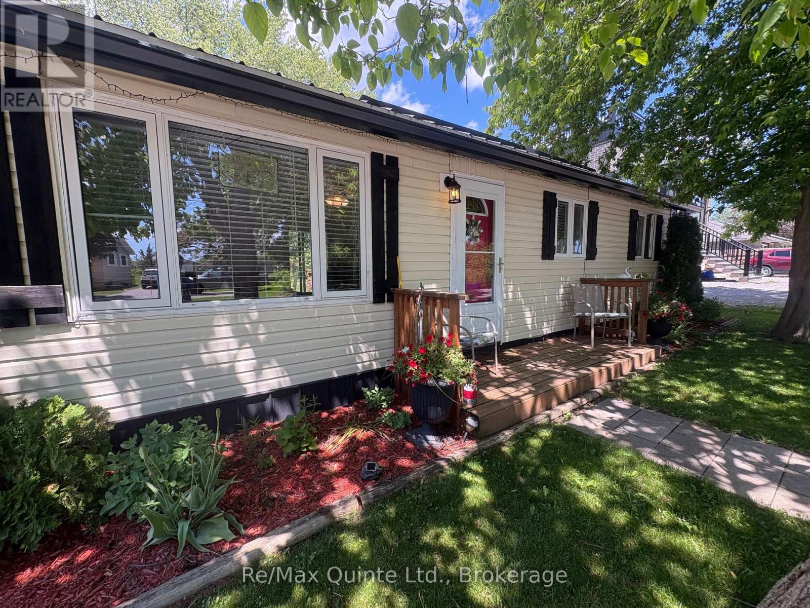 14 BAY AVENUE - 3