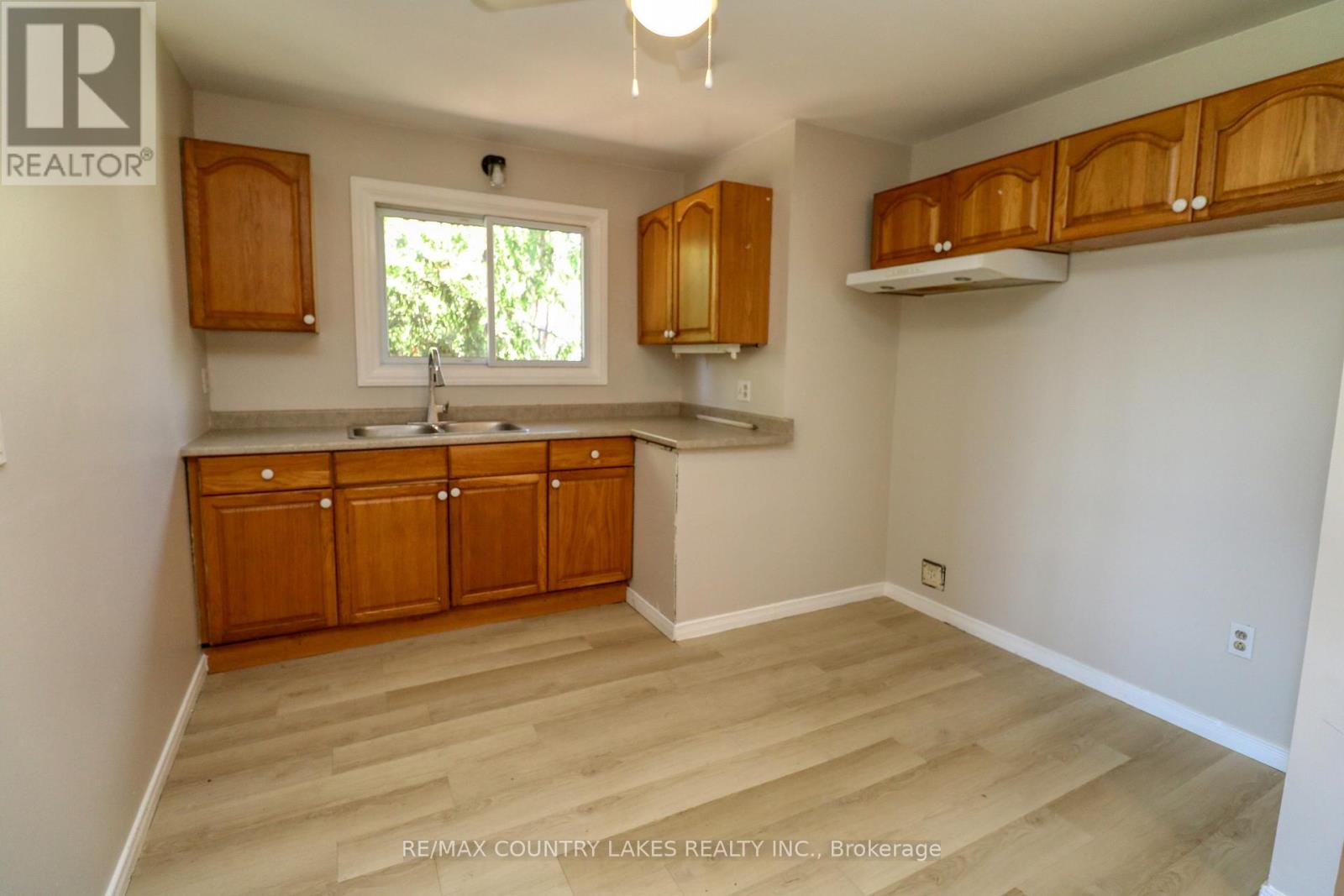 25035/7 MAPLE BEACH ROAD - 26