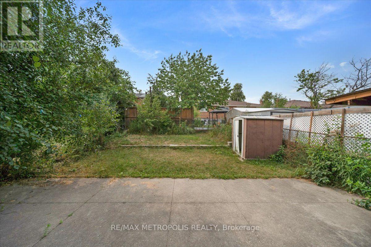 39 JELLICOE CRESCENT - 48