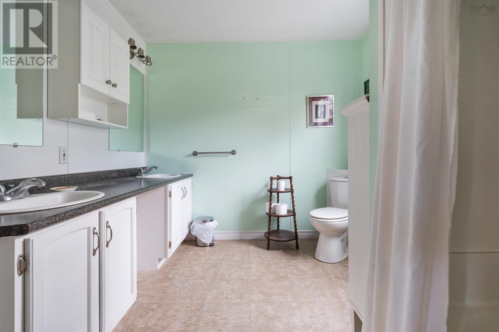 24 Eddy Street - 15