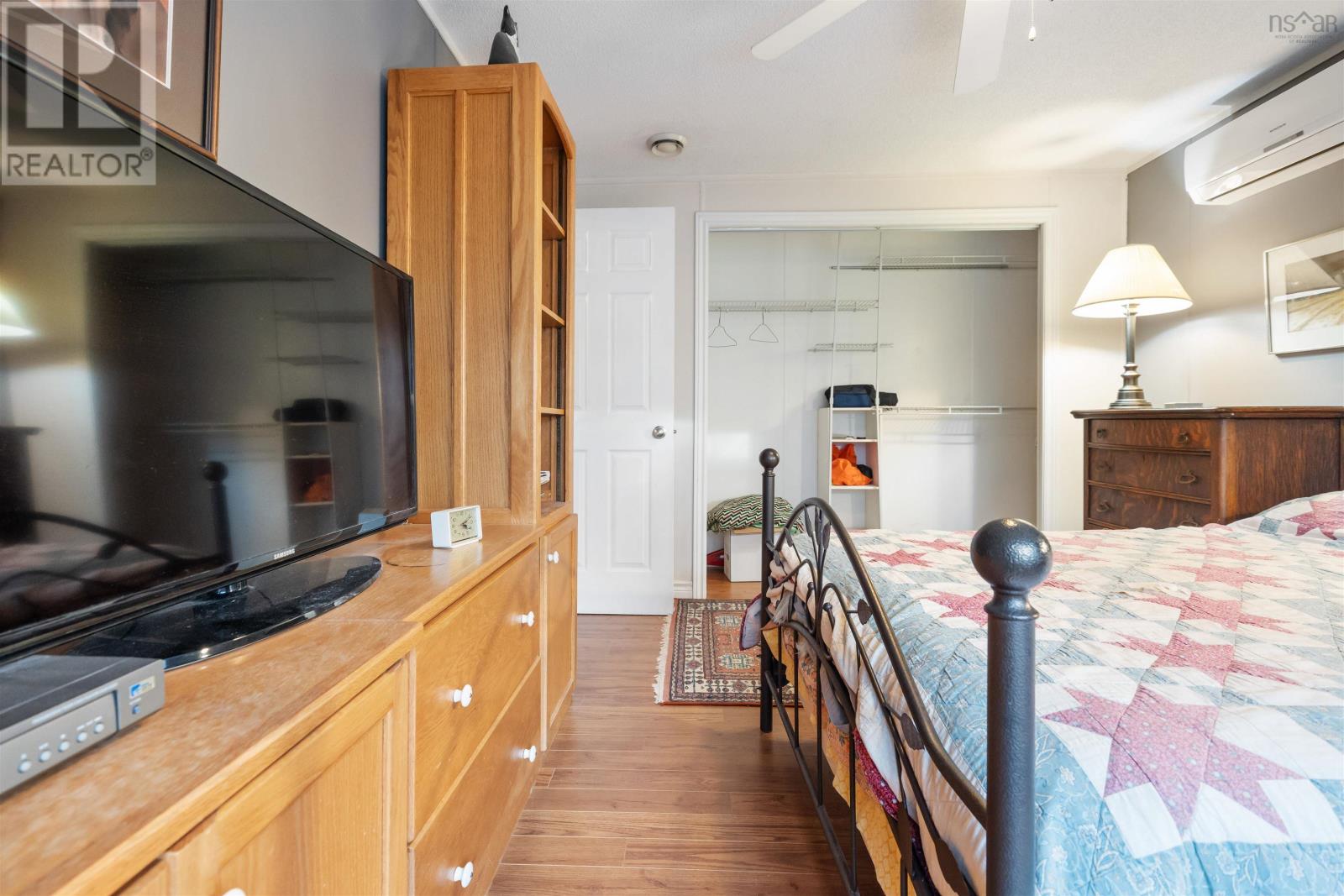 24 Eddy Street - 21