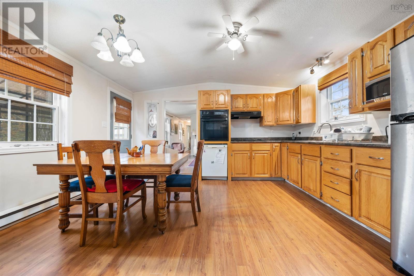 24 Eddy Street - 23