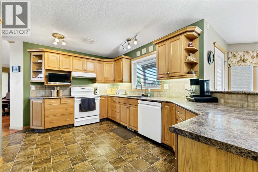 91 Sage Close SE - 16