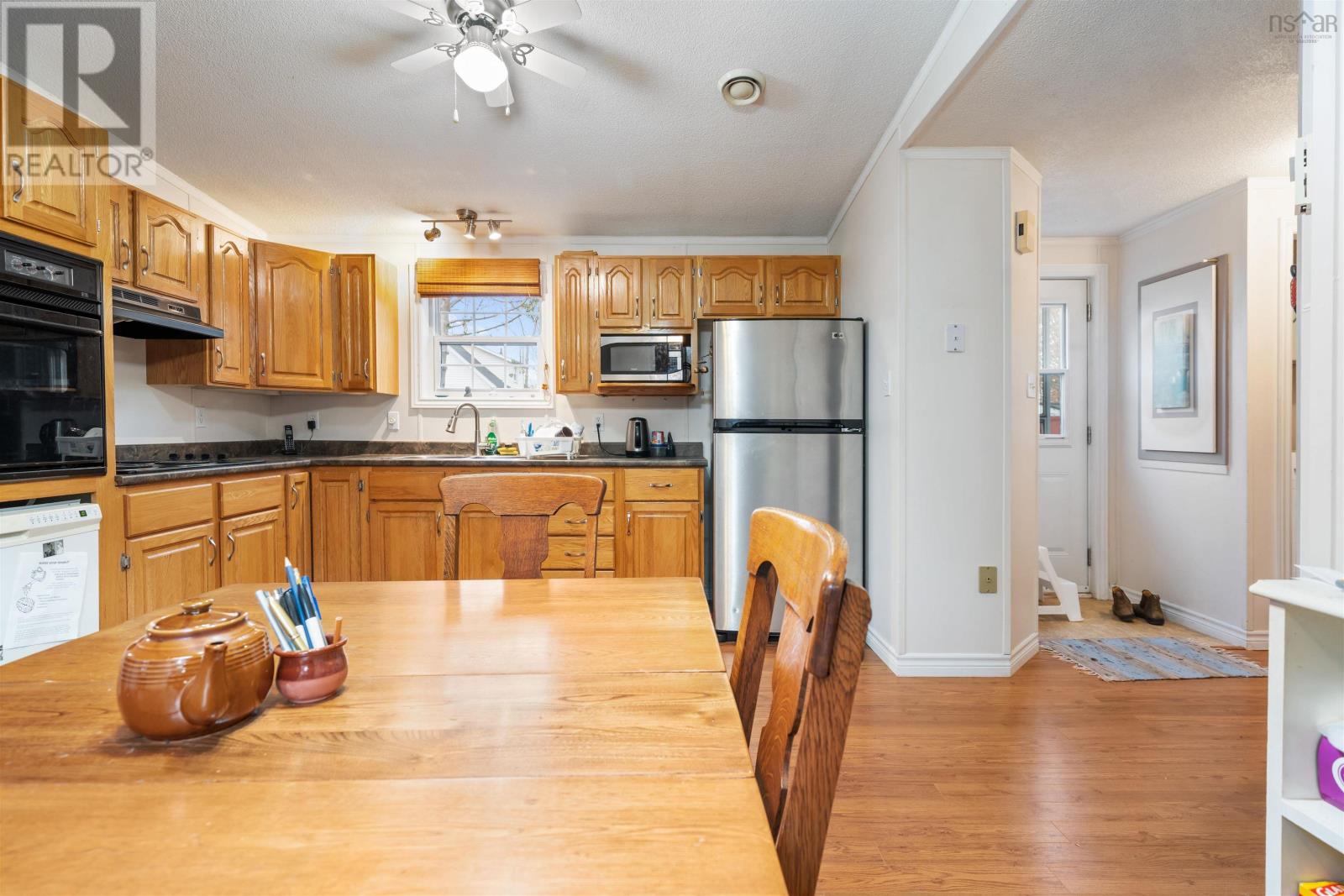24 Eddy Street - 25