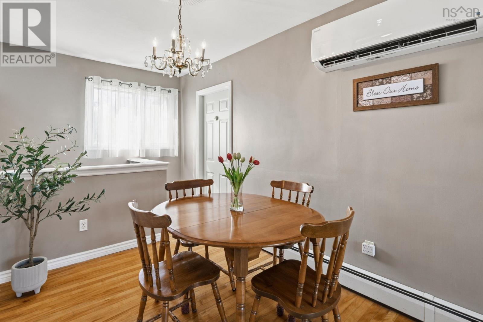 15 Sibley Street - 10