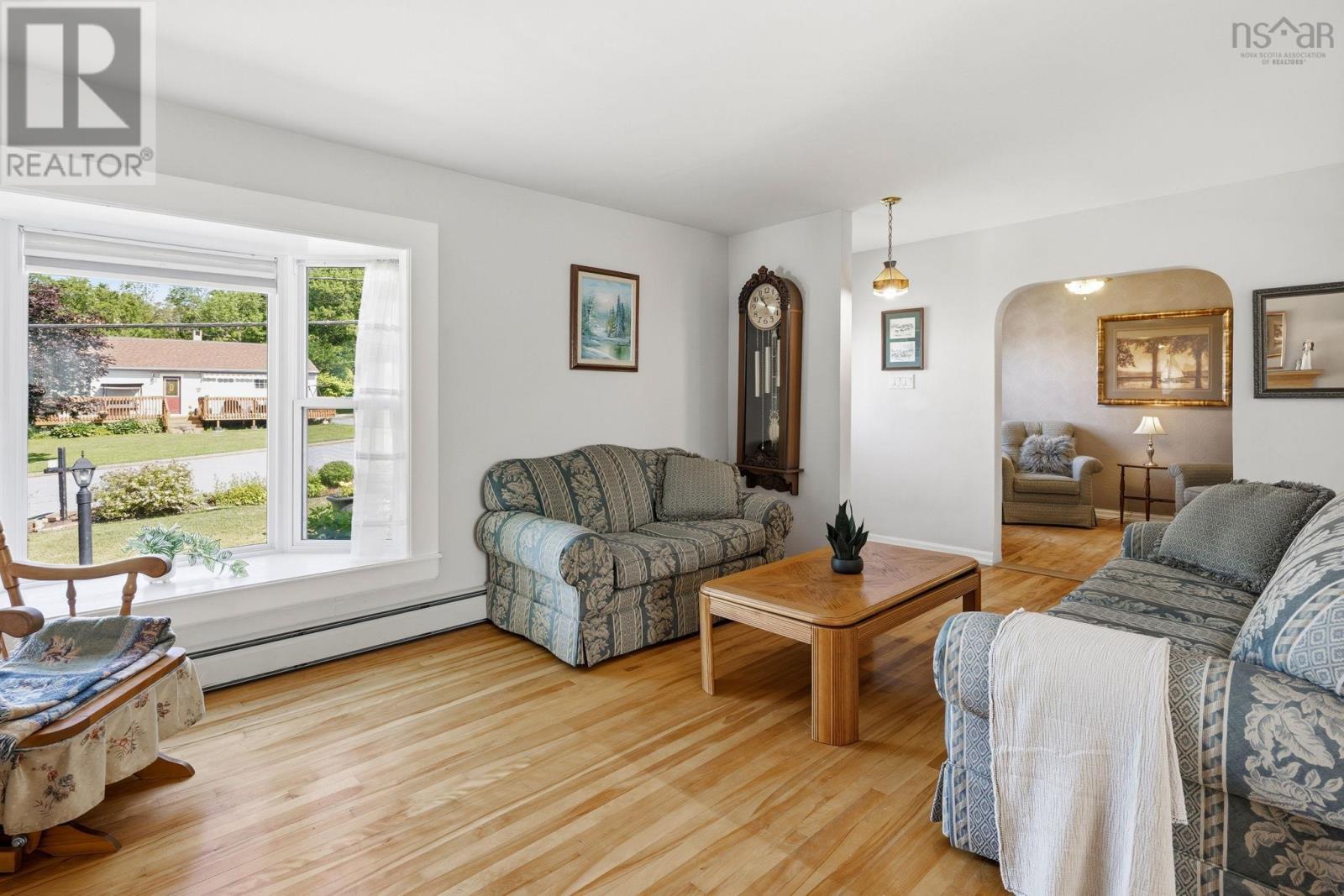 15 Sibley Street - 7