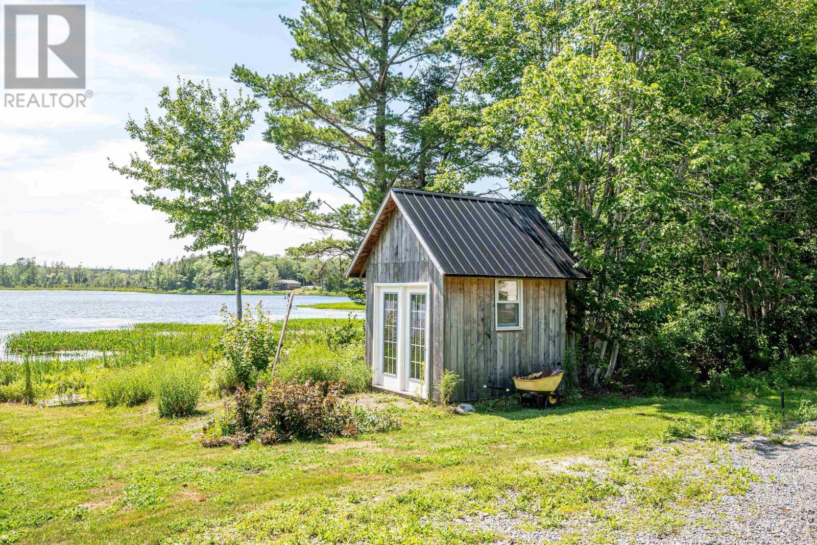 60 Long Lake Road - 12