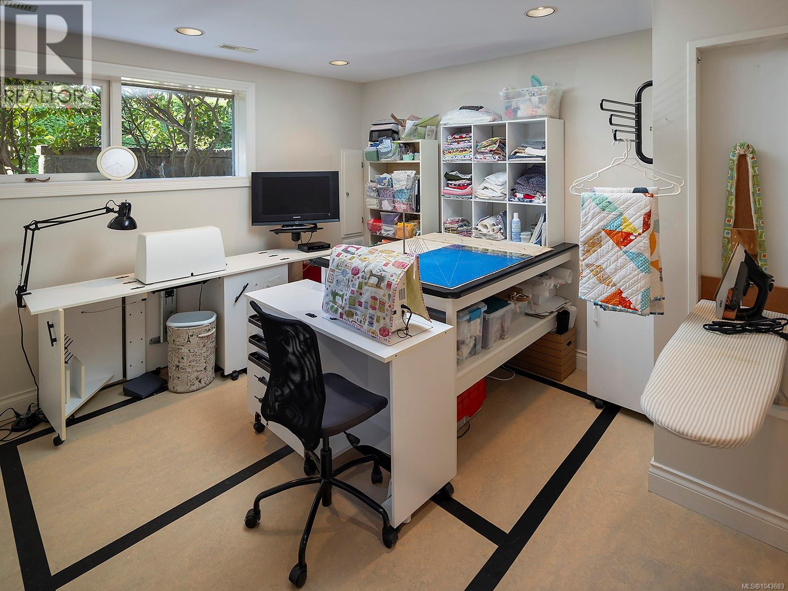  3240 Beach Drive, Oak Bay