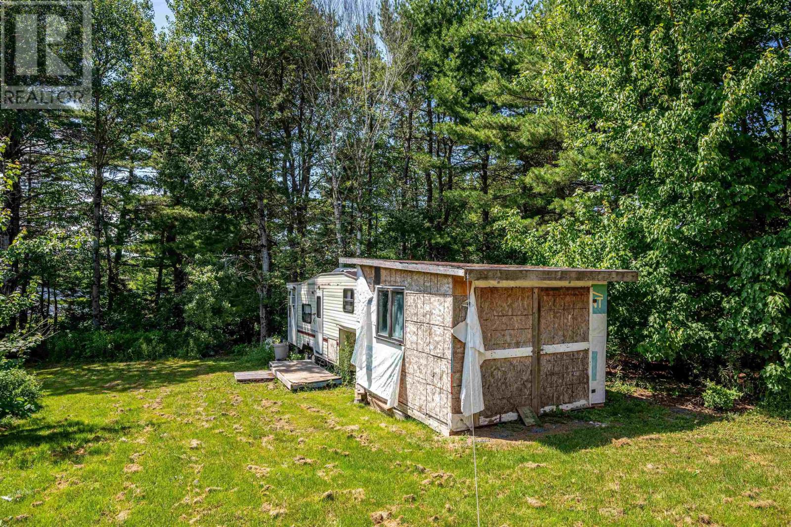 60 Long Lake Road - 22