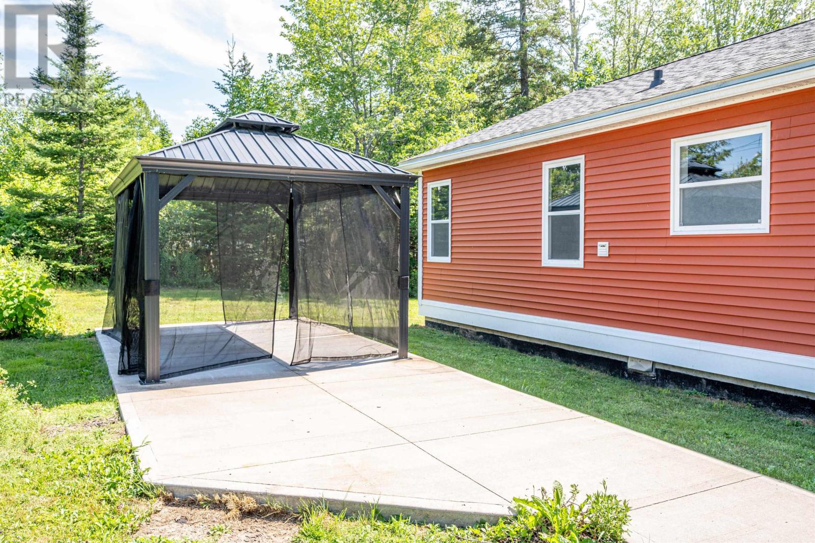 60 Long Lake Road - 28