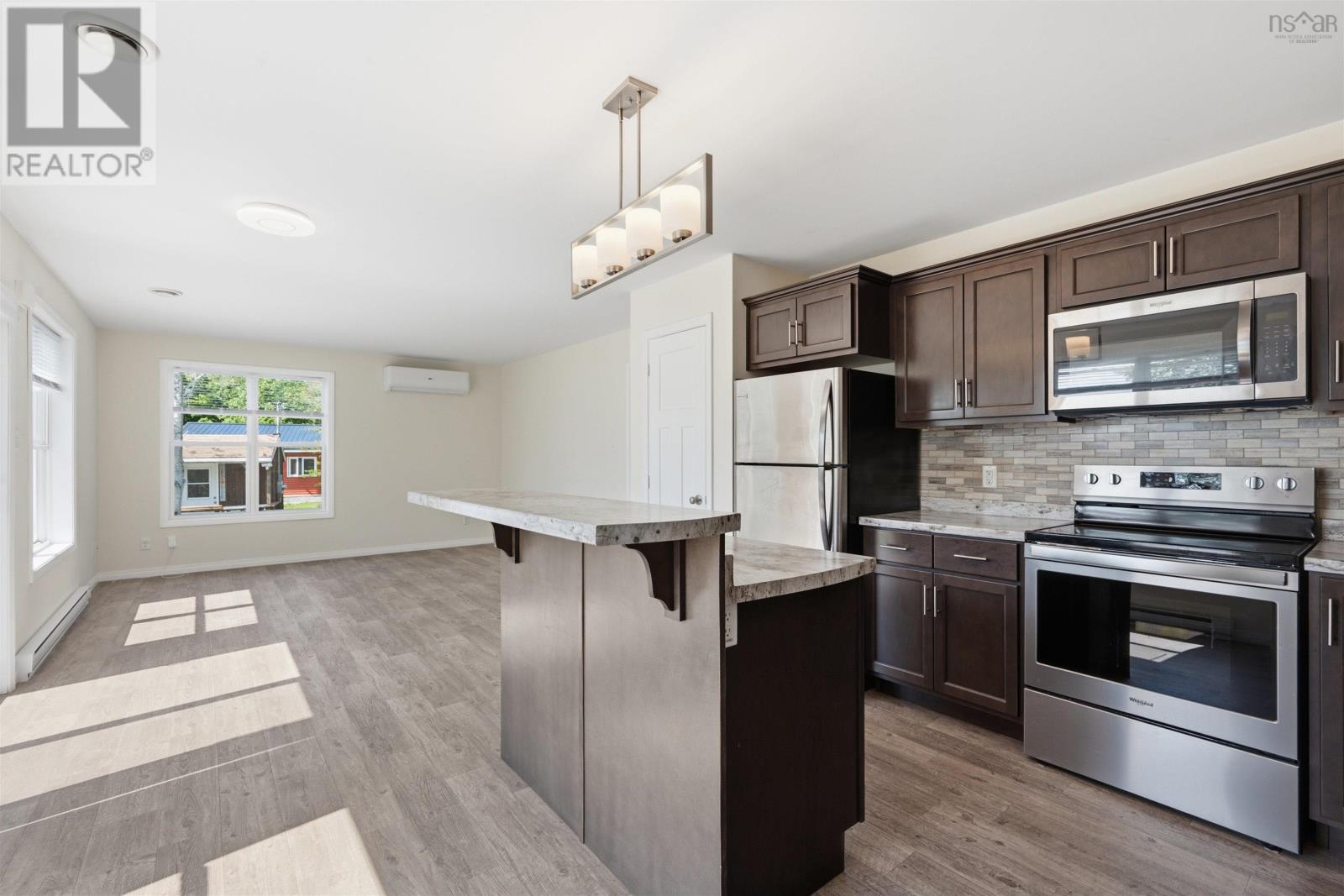 60 Long Lake Road - 42