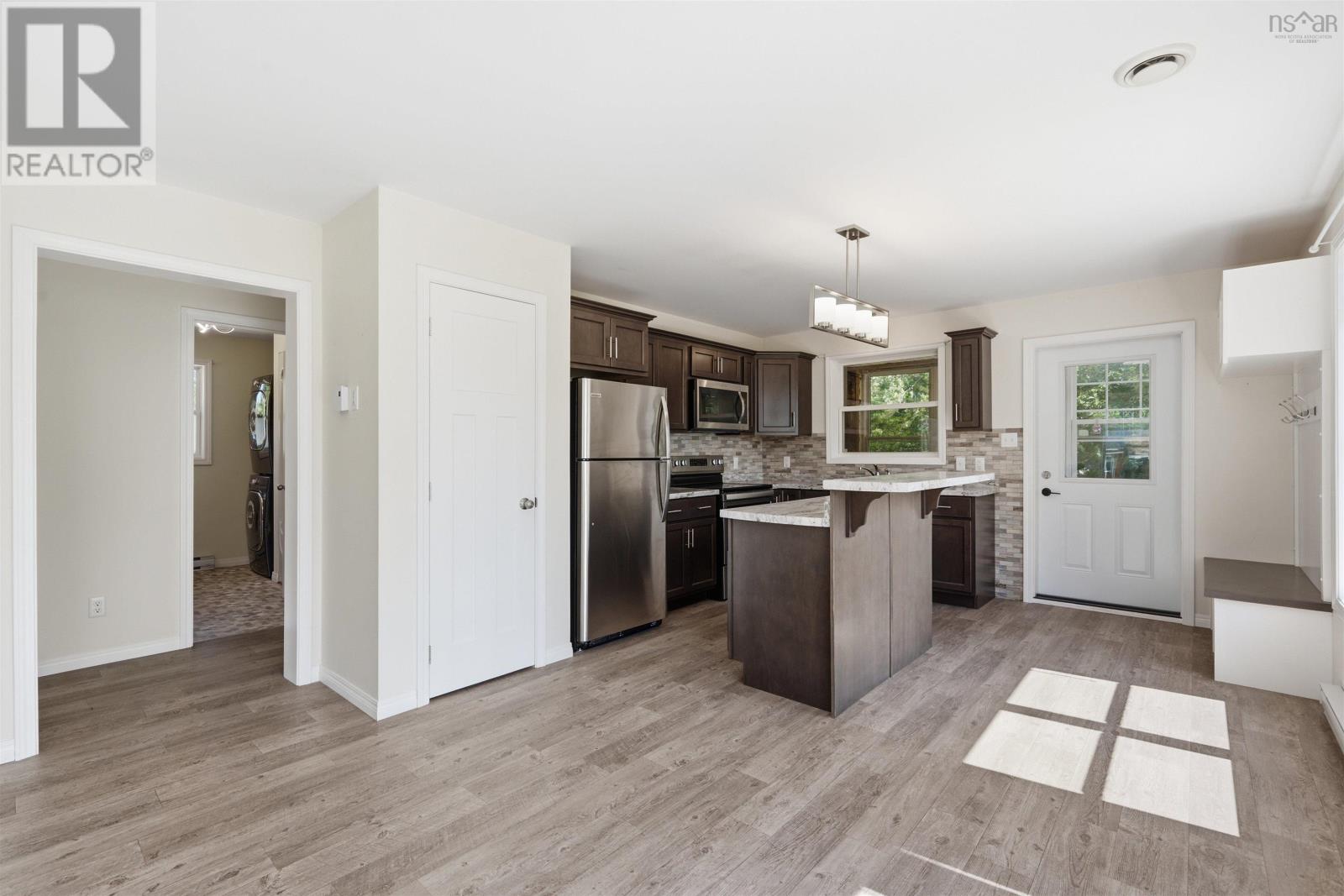 60 Long Lake Road - 41