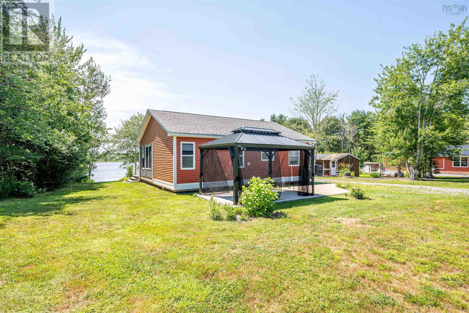 60 Long Lake Road - 8